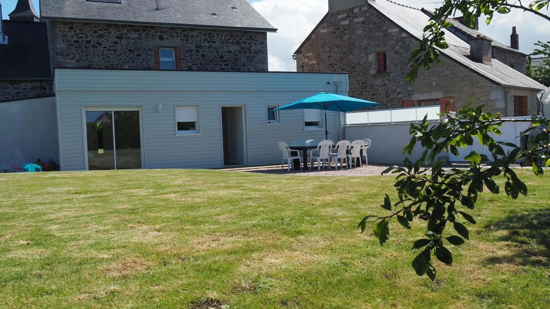 Maison Des Carmes Plurien 0*,